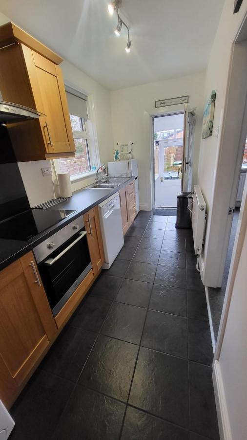Stay - At Southport Holiday Home - Sleeps 6 Bagian luar foto